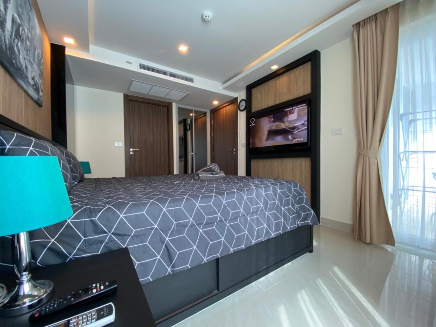 Grand Avenue Suites X Monthstayz Thailand Pattaya Exterior photo