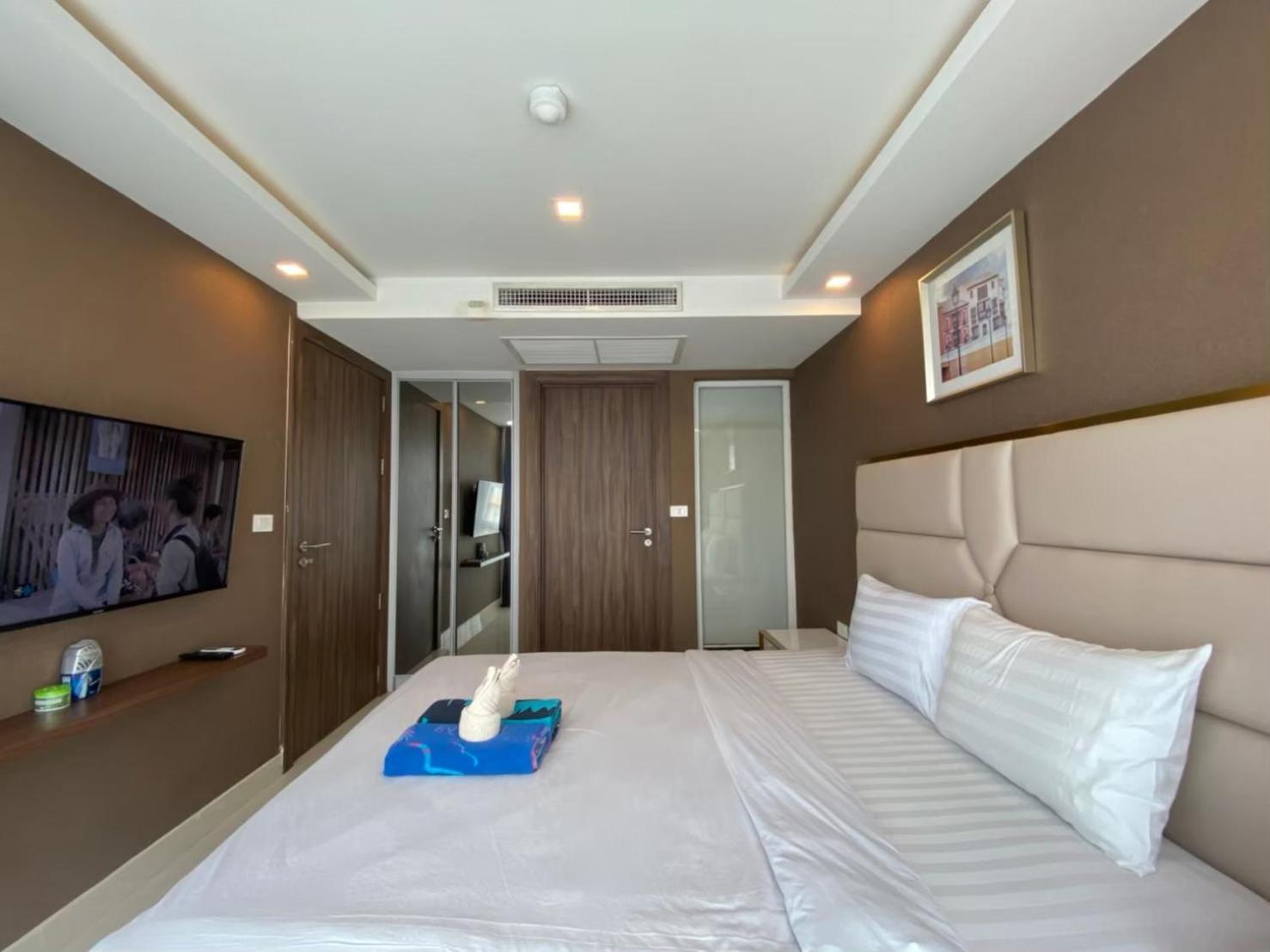 Grand Avenue Suites X Monthstayz Thailand Pattaya Exterior photo