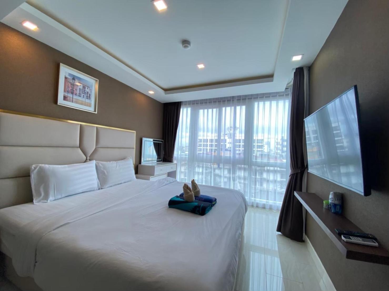 Grand Avenue Suites X Monthstayz Thailand Pattaya Exterior photo