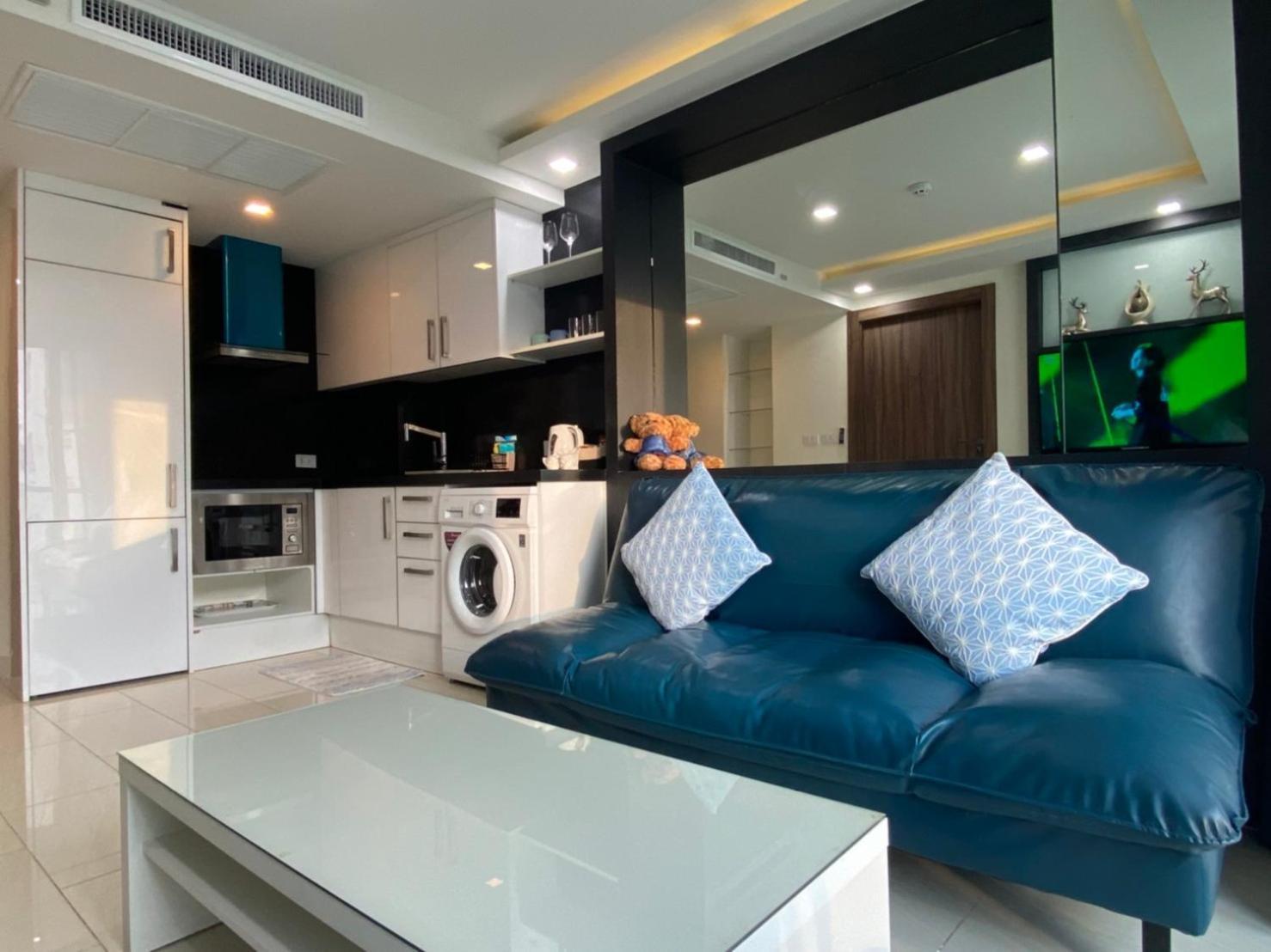 Grand Avenue Suites X Monthstayz Thailand Pattaya Exterior photo