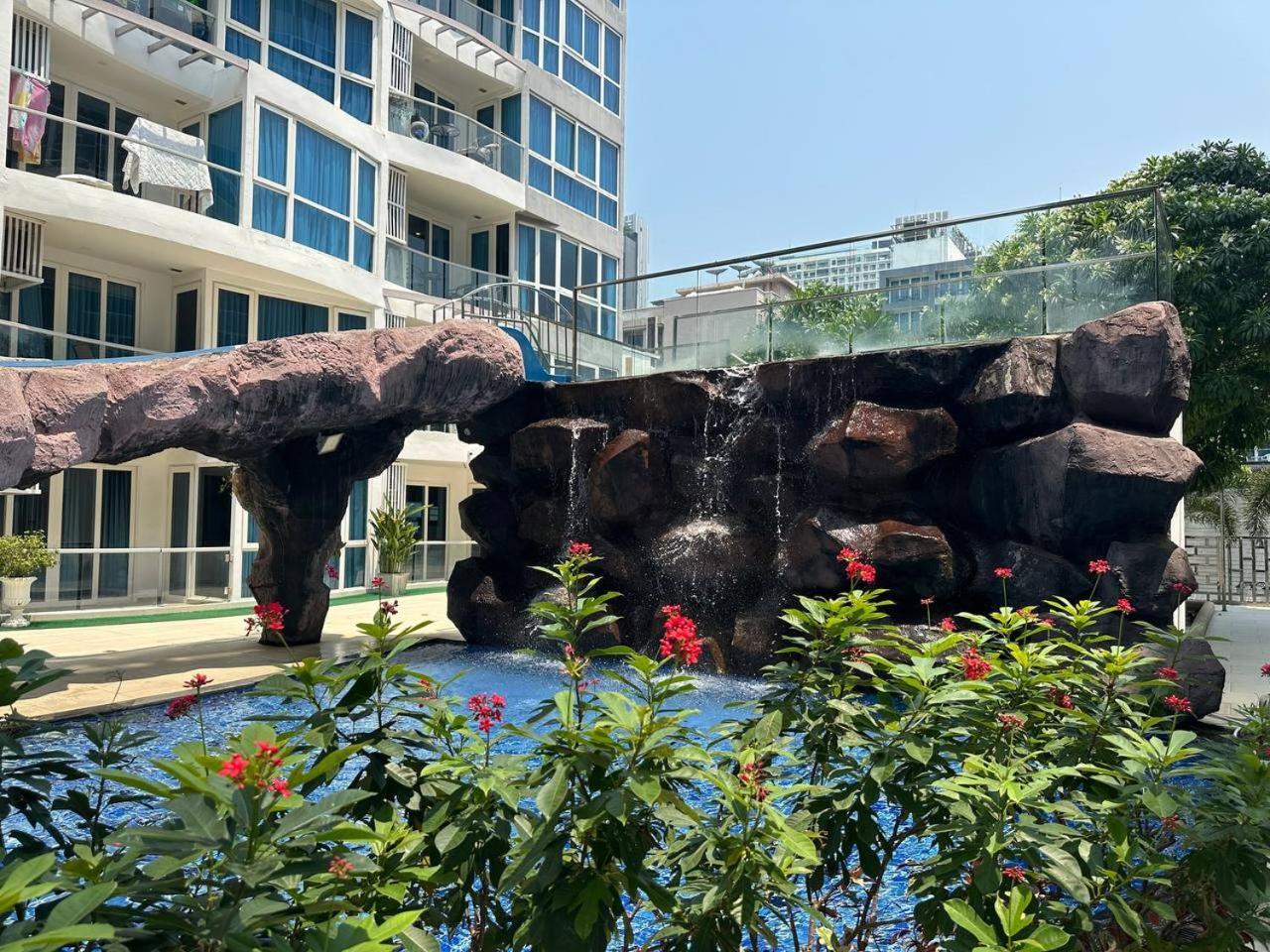 Grand Avenue Suites X Monthstayz Thailand Pattaya Exterior photo